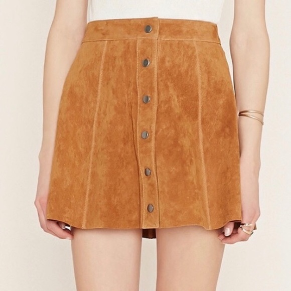 Forever 21 Genuine Suede Snap Front Mini Skirt Tan - Picture 3 of 4
